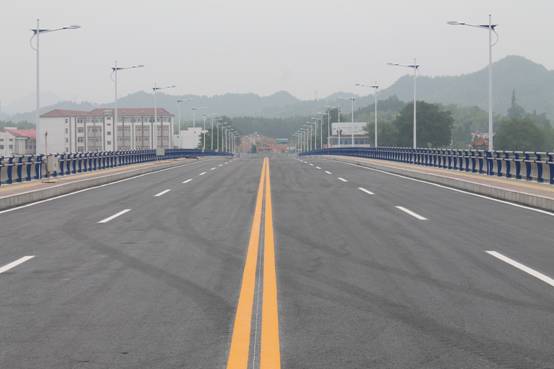 西安交通標(biāo)志線 西安交通標(biāo)志線