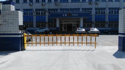 西安停車場(chǎng)設(shè)備 西安停車場(chǎng)設(shè)備